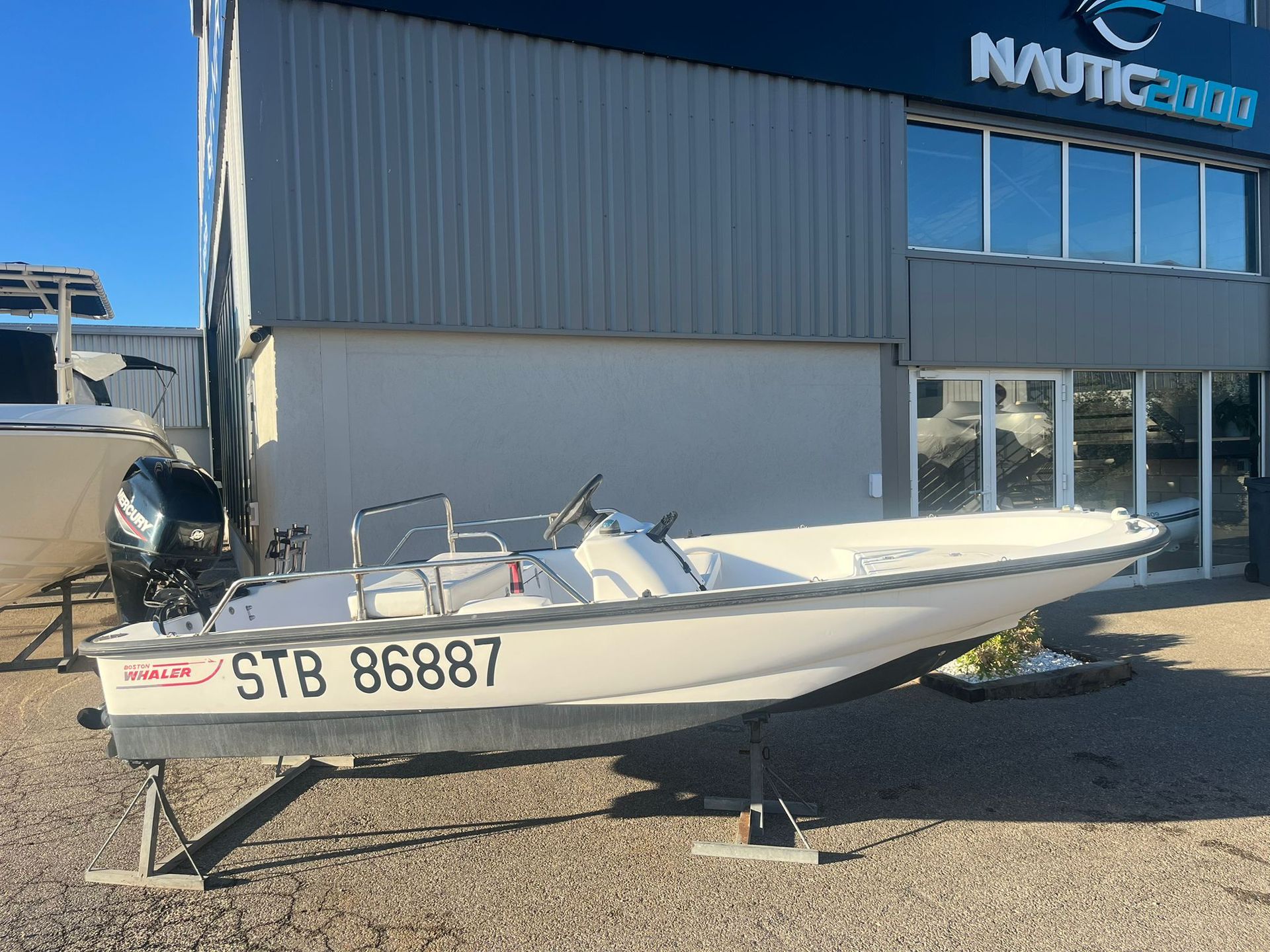 slider 0 Boston Whaler  13 Sport